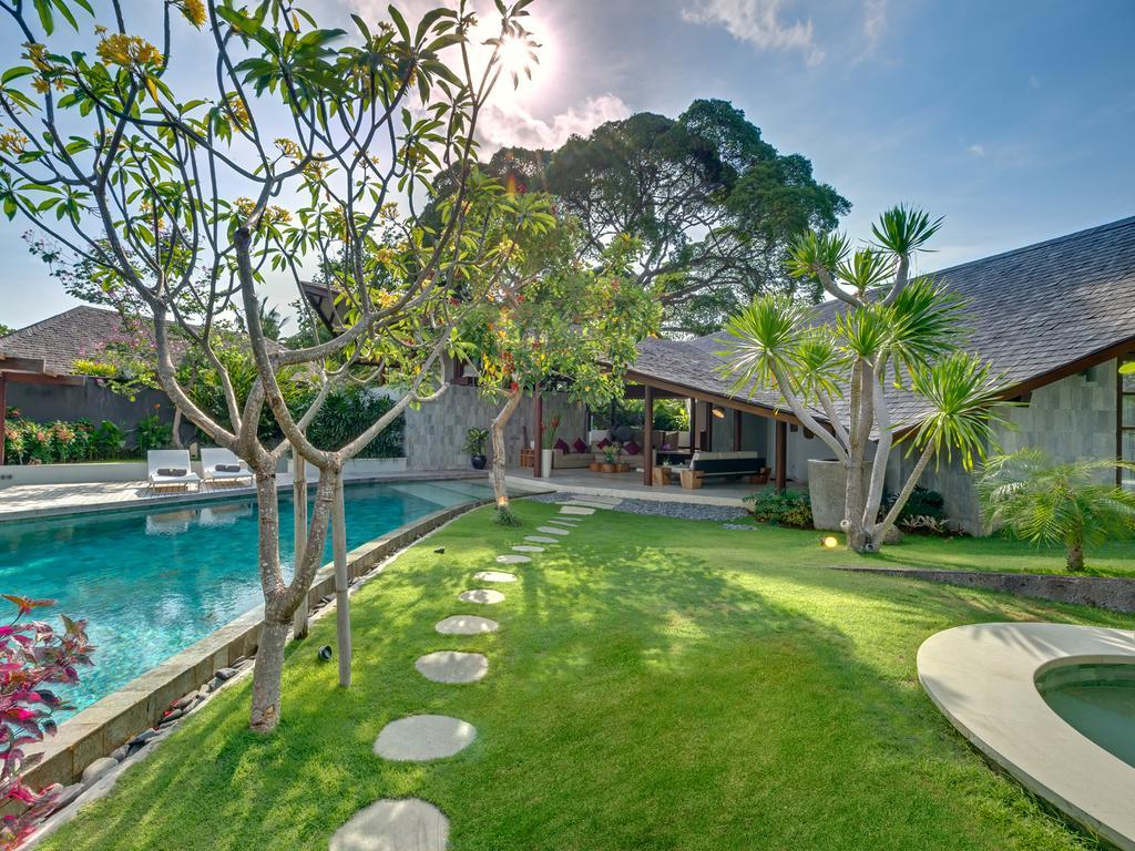 The Layar - Designer Villas And Spa, Chse Certified Seminyak  Exterior photo