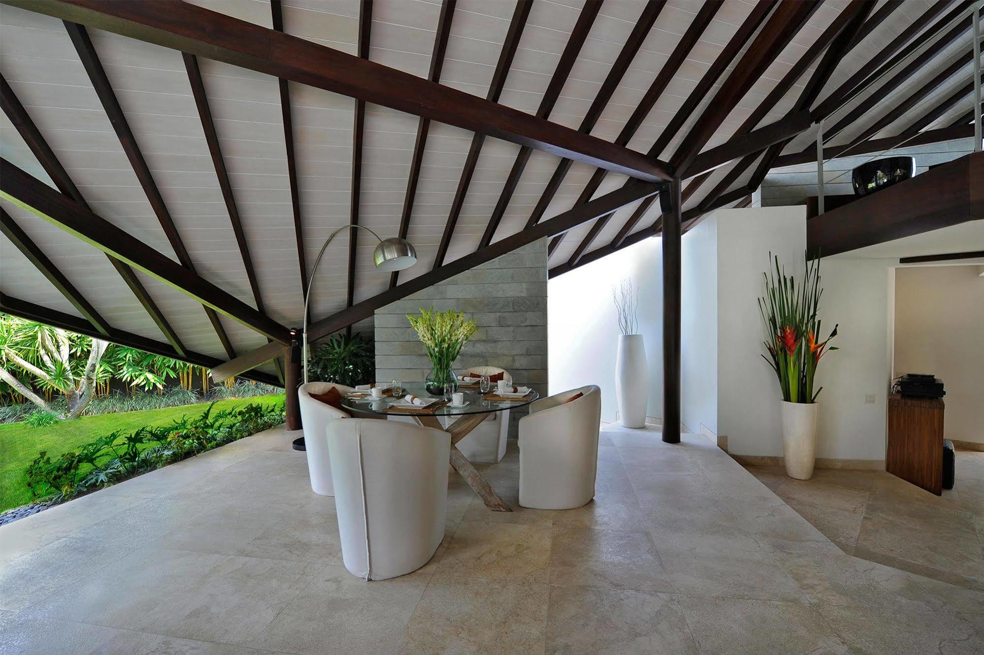 The Layar - Designer Villas And Spa, Chse Certified Seminyak  Exterior photo